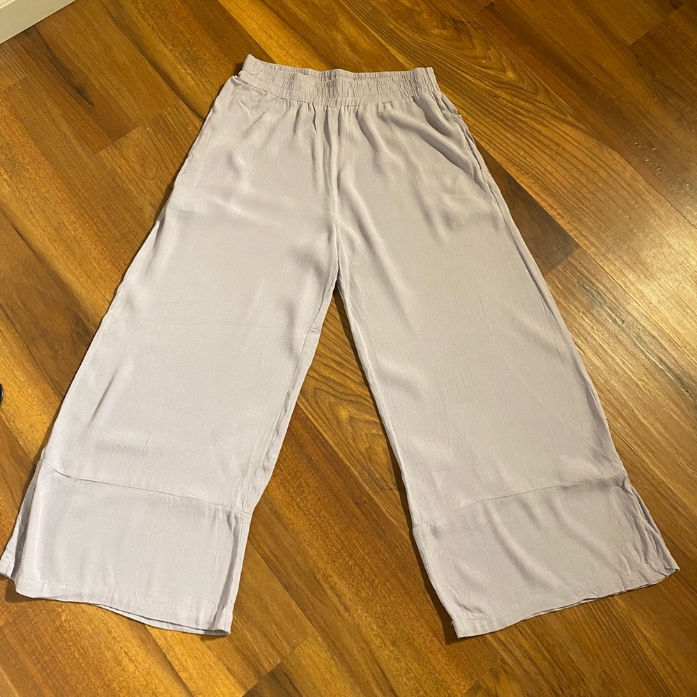 Purple flow pants